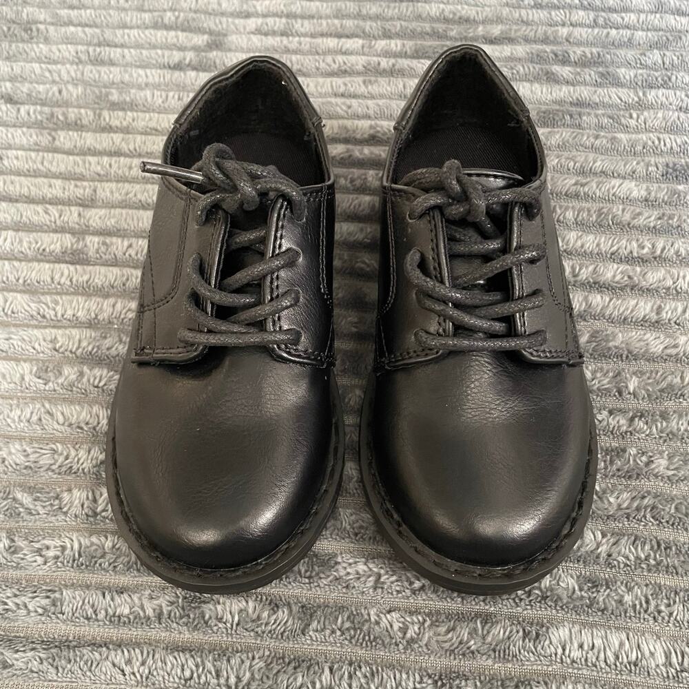 The Children's Place Toddler Boys Size 10 Lace Up Dress Shoes - Black NWT
